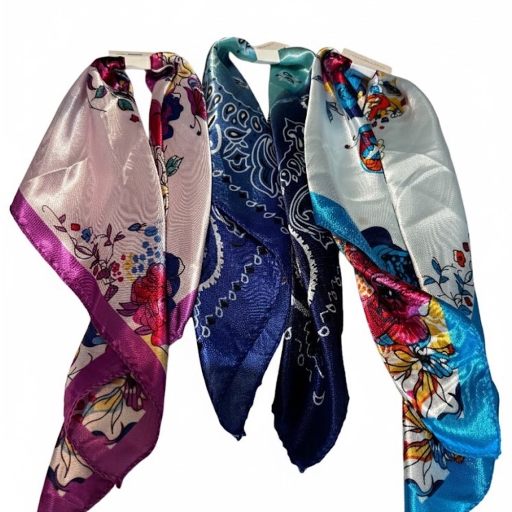 🌸 Luxury Look Satin Scarf/Bandana Bundle (Set of 3)🎀 - Picture 1 of 5